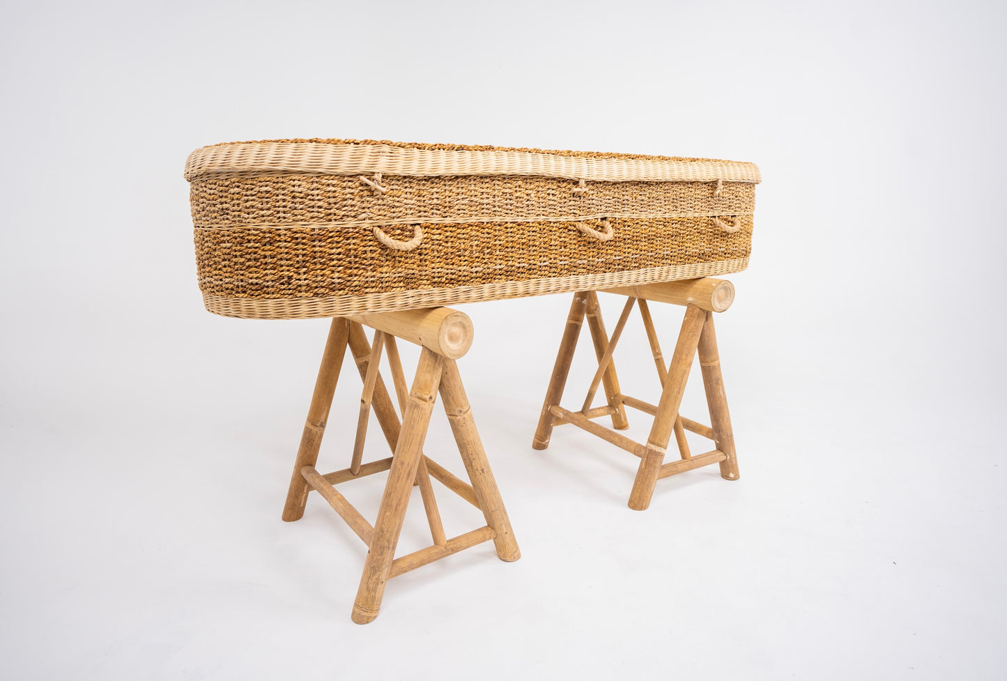 Natural Woven Eco Coffin – Medium